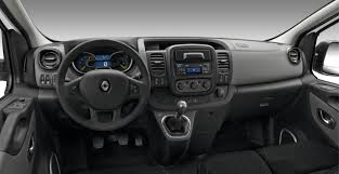 Opel-vivaro-2