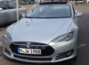 Tesla S